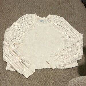 American eagle Ivory cropped sweater